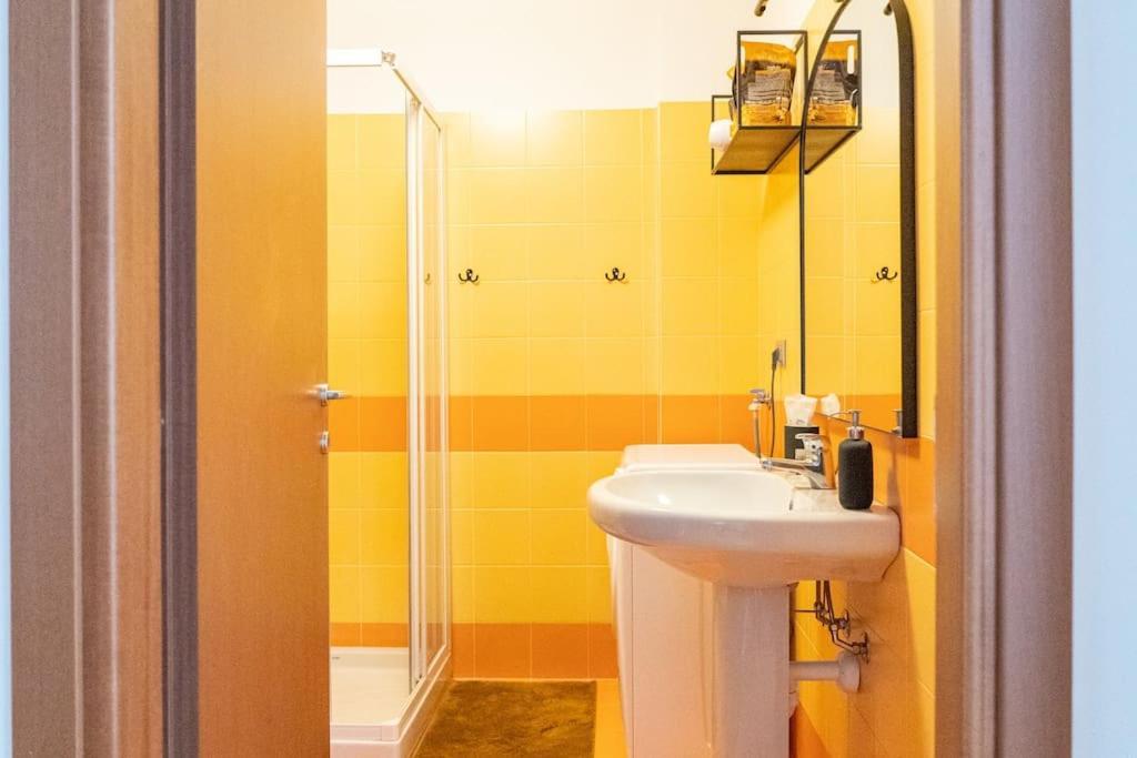 La Casa Di Claudio Incantevole Suite In Centro Como Zewnętrze zdjęcie
